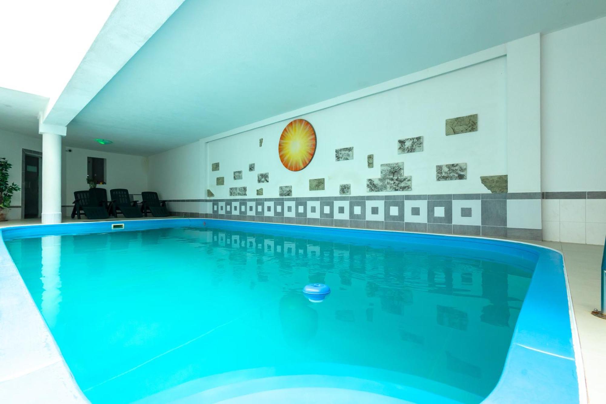 Hotel Pod Zamkom Бойнице Экстерьер фото