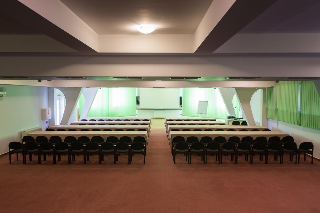 Hotel Pod Zamkom Бойнице Экстерьер фото
